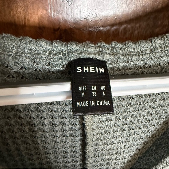 SHEIN Knit Sweaters lot of 2 green and black cropped drawstrin adjustable fronts - Picture 9 of 10